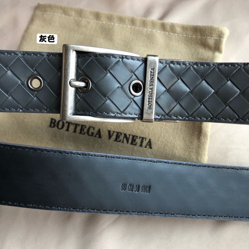 葆蝶家Bottega Veneta 皮带 搭配旋转尾夹针扣