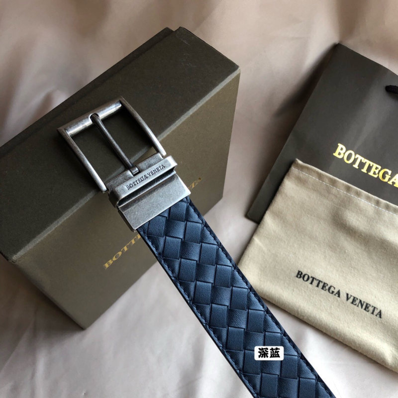 葆蝶家Bottega Veneta 皮带 搭配旋转尾夹针扣