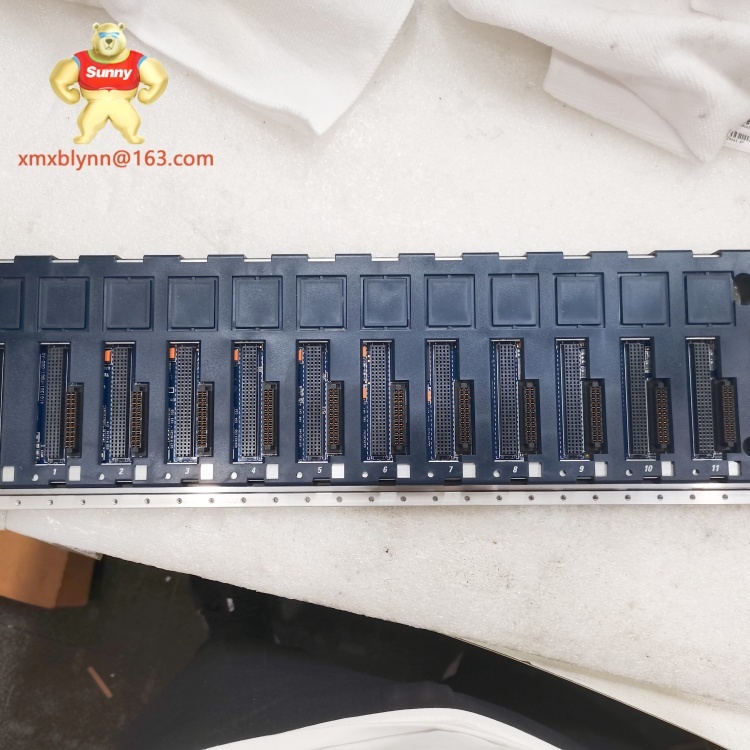 GE	IC695CHS012 | 12-Slot PLC Chassis