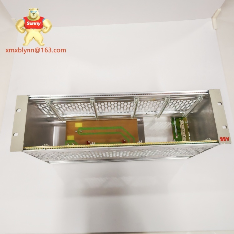 ABB	P7LA HNEF105323R0002 |  Industrial Control Module