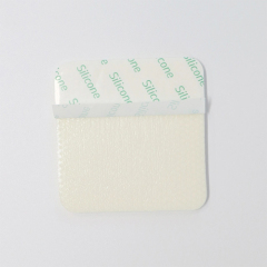 Silicone Adhesive Foam Dressing without Border， Size 18 cm x 18 cm / 7'' x 7'', Advanced Wound Care Solution