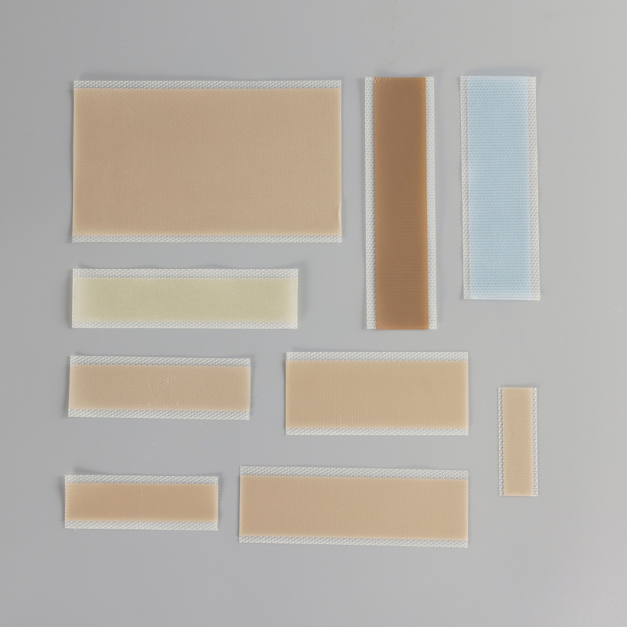 Silicone scar sheet, size 4 cm X 15 cm, color blue, scar care solution