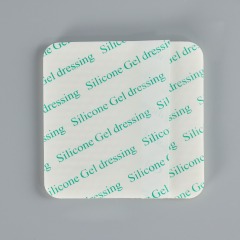 Silicone Adhesive Foam Dressing without Border， Size 18 cm x 18 cm / 7'' x 7'', Advanced Wound Care Solution