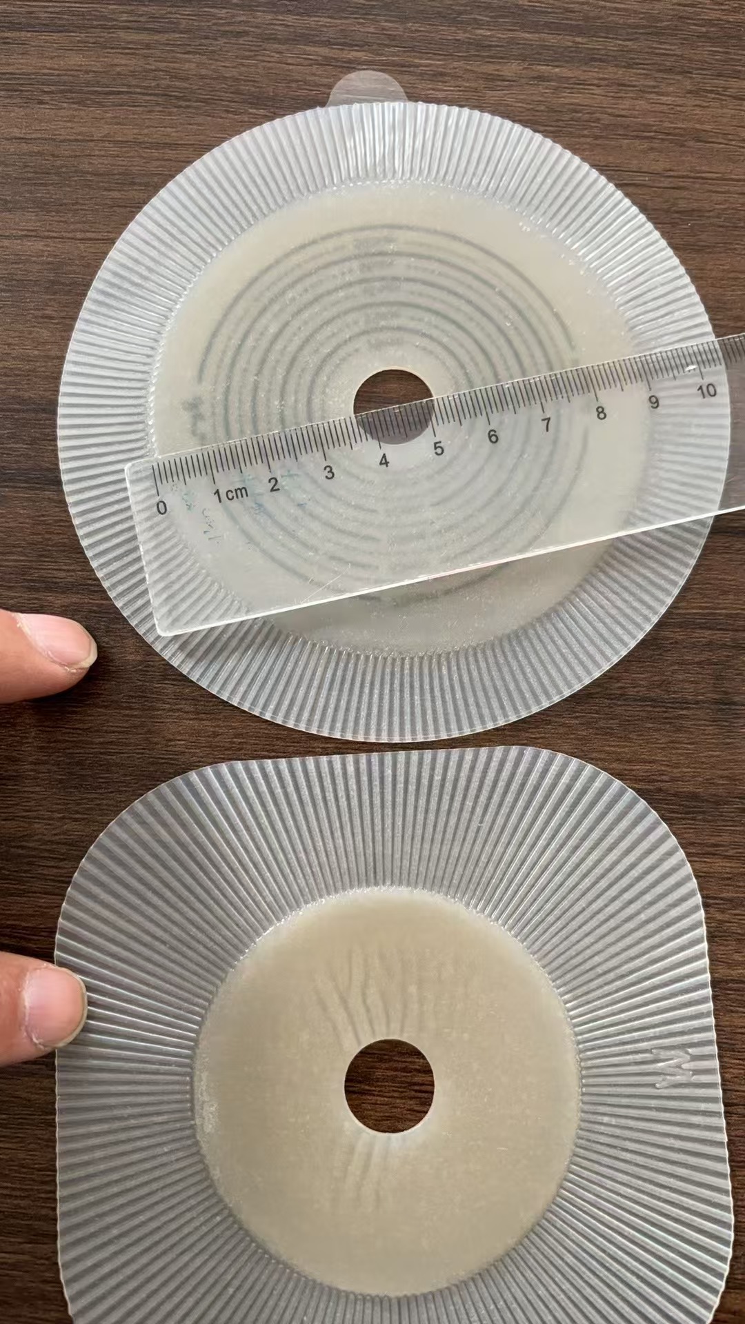 Two-piece Drainable Ostomy Pouch-for convex baseplate-PET backing-Secure and Comfortable Stoma Care