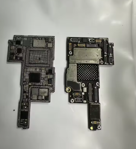 CNC  iPhone 13PRO MAX 打磨板 上层。翻新，无保修