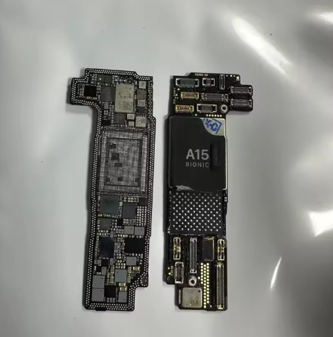CNC  iPhone 13MINI 打磨板 上层。翻新，无保修