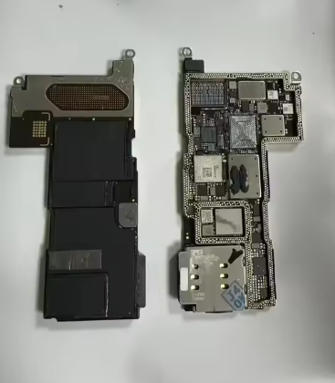 CNC  iPhone 13PRO MAX 打磨板 下层。翻新，无保修