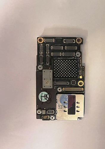 iphone 11 PRO MAX 缺盘拆件练手板 (适用拆件、练手 料板多为拆焊过或维修过，每块板缺失不同,介意者请慎拍!)