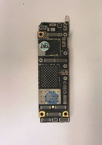iphone 11 缺盘拆件练手板 (适用拆件、练手 料板多为拆焊过或维修过，每块板缺失不同,介意者请慎拍!)