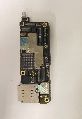iphone 15 PRO MAX 缺盘拆件练手板 (适用拆件、练手 料板多为拆焊过或维修过，每块板缺失不同,介意者请慎拍!)