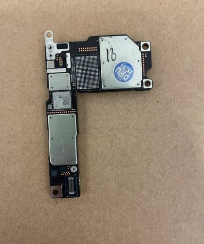 特价! iphone 16 缺盘拆件练手板  (适用拆件、练手 料板多为拆焊过或维修过，每块板缺失不同,介意者请慎拍!)