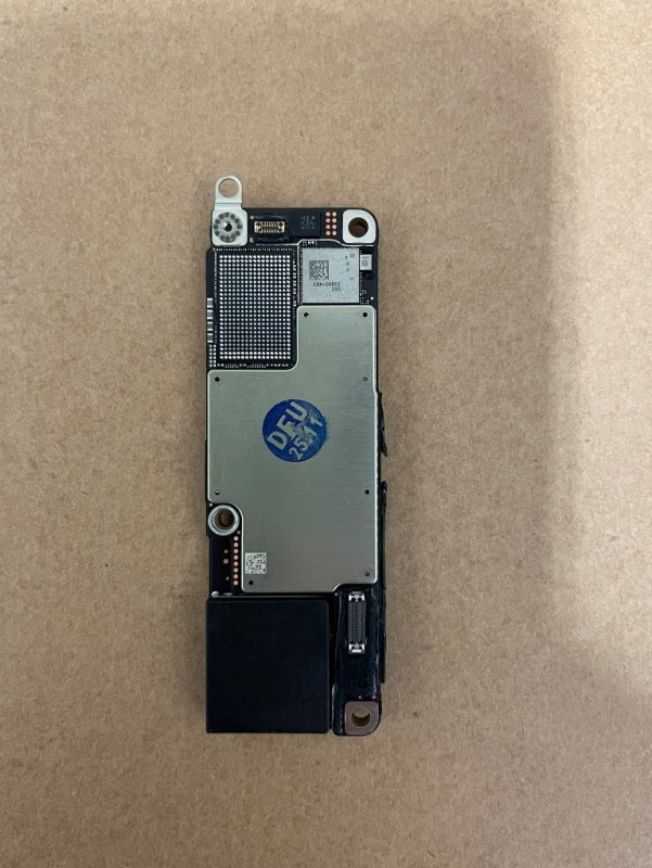 Offerta! Scheda di addestramento per lo smontaggio della scheda mancante dell'iPhone 16 PRO MAX (adatta allo smontaggio, le schede di addestramento servono principalmente per la dissaldatura o la riparazione. Il metodo di smontaggio di ogni scheda è diverso, fate attenzione se mi disturbate!)