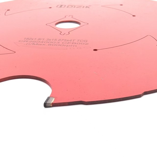 DiZiK-CFB002-TCG-tooth-detail-close-up-for-fiber-cement-cutting