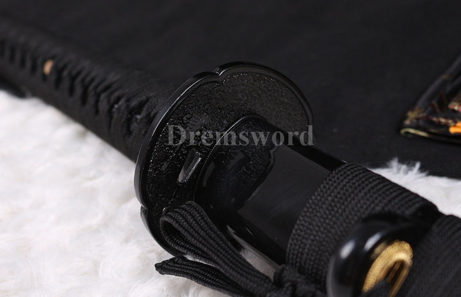 Black high carbon steel full tang japanese katana samurai sword sharp blade for real battle.