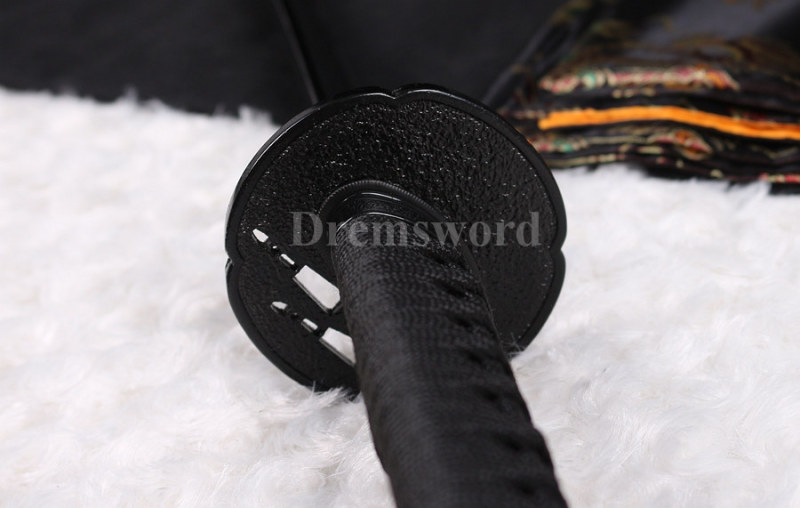 Black high carbon steel full tang japanese katana samurai sword sharp blade for real battle.