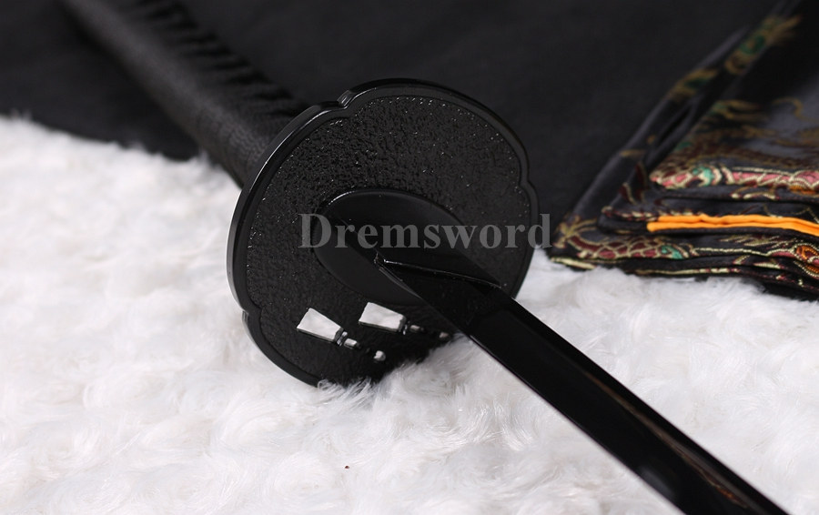 Black high carbon steel full tang japanese katana samurai sword sharp blade for real battle.