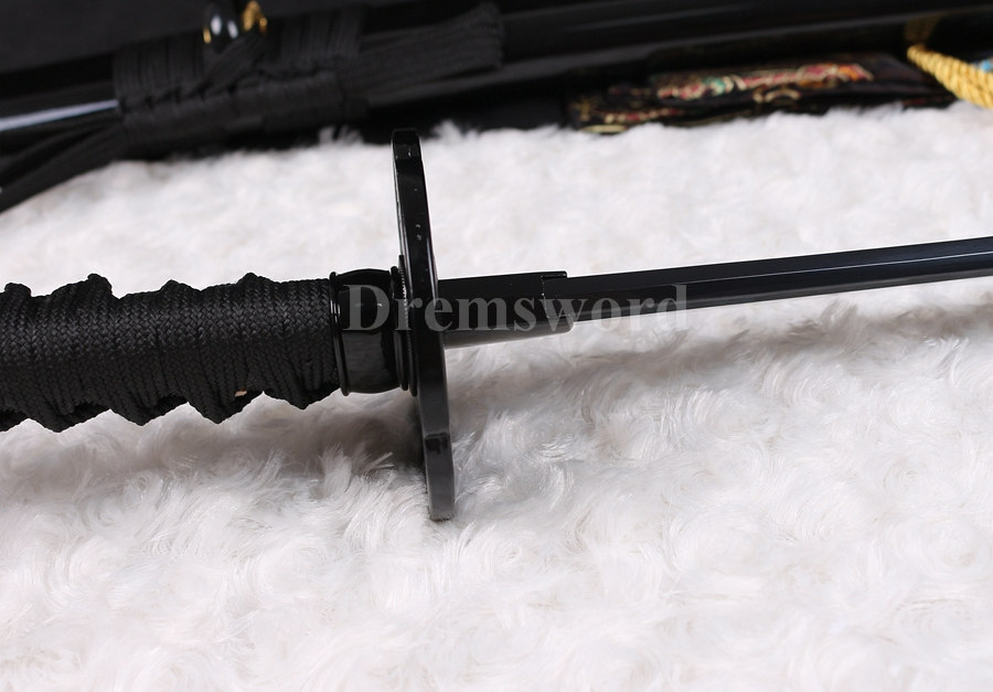 Black high carbon steel full tang japanese katana samurai sword sharp blade for real battle.