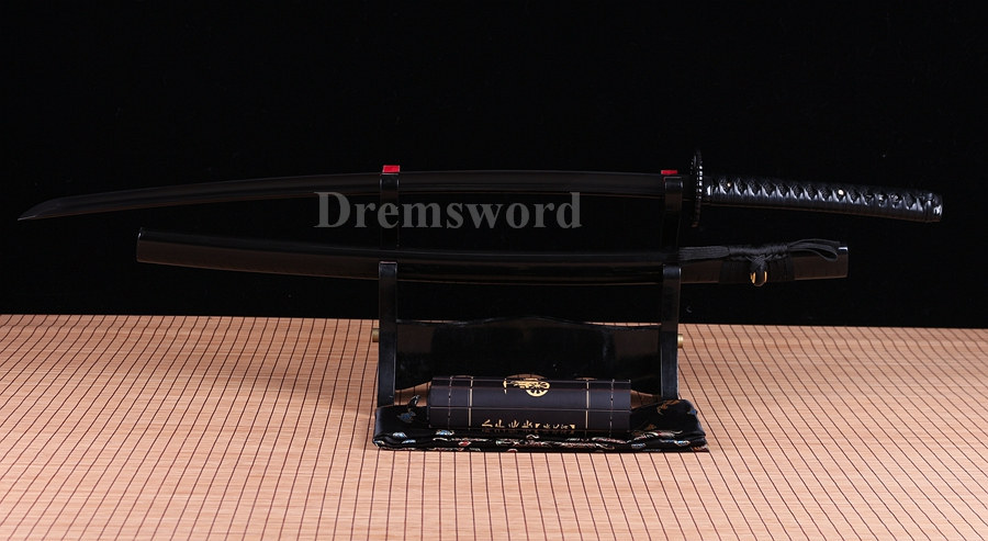 hand forged japanese samurai Katana sword black high carbon steel sharp blade.