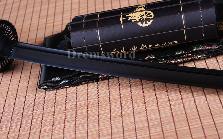 hand forged japanese samurai Katana sword black high carbon steel sharp blade.