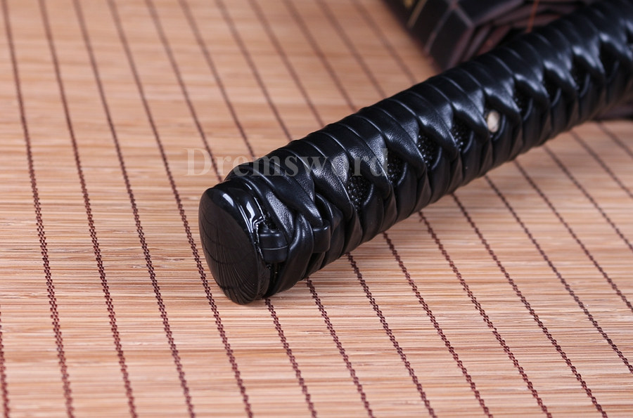 hand forged japanese samurai Katana sword black high carbon steel sharp blade.