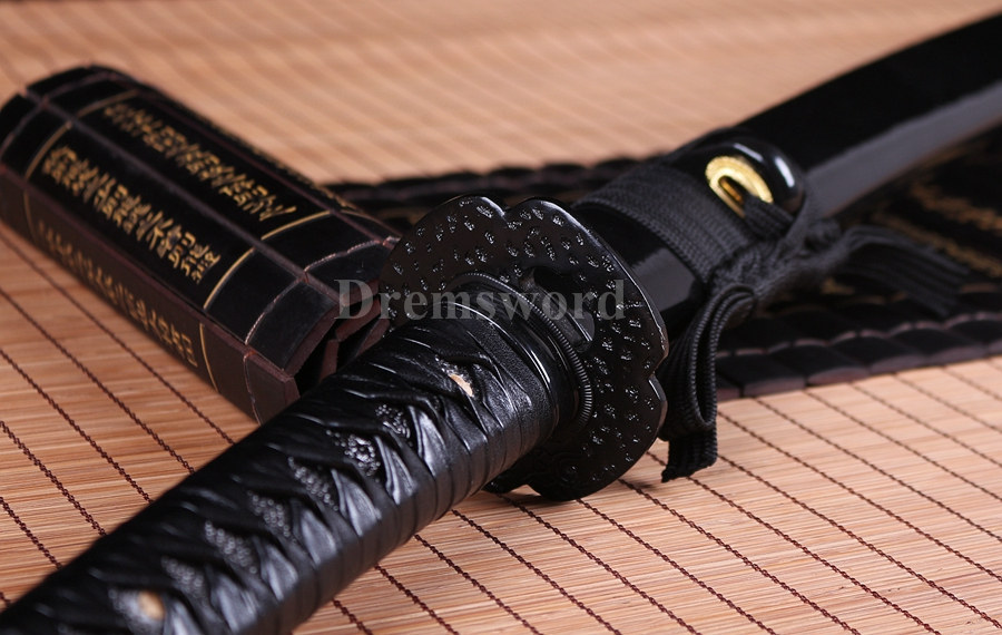 handmade japanese samurai Katana sword black carbon steel full tang sharp blade