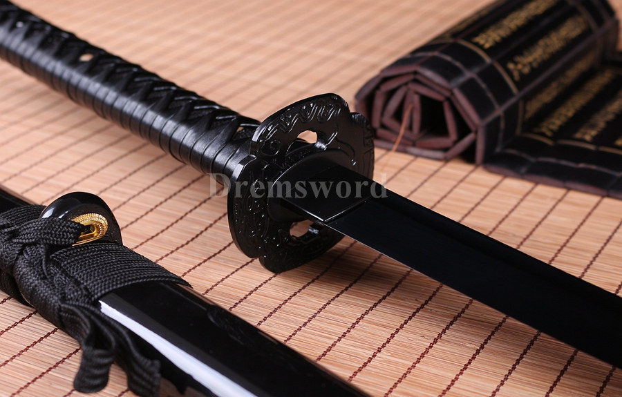 handmade japanese samurai Katana sword black carbon steel full tang sharp blade