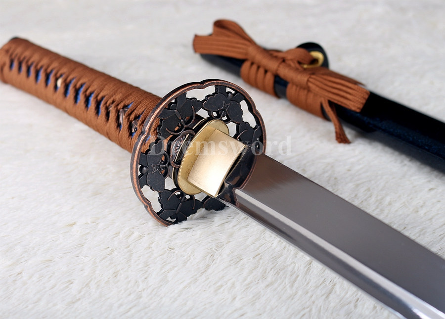 handmade high carbon steel Japanese Samurai Sword katana full tang sharp edge.