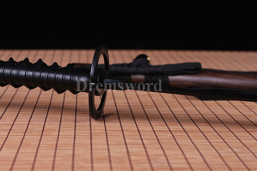 hand forged black 1060 sharp blade real japanese samurai Katana sword no bohi.