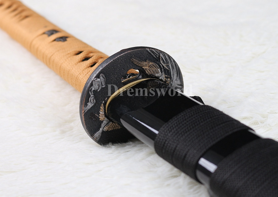 HAND FORGED RED DAMASCUS FOLDED STEEL JAPANESE SAMURAI KATANA REAL SWORD SHARP.