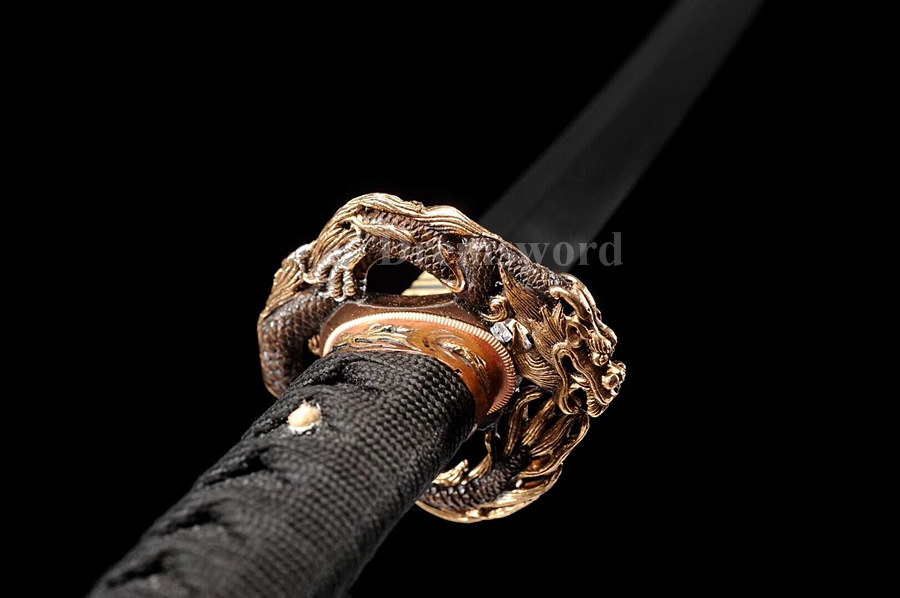 hand forged laminated refined damascus folded steel japanese samurai sword katana full tang sharp blade.