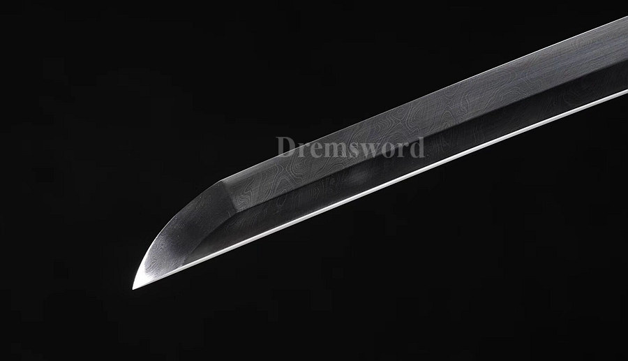 hand forged laminated refined damascus folded steel japanese samurai sword katana full tang sharp blade.