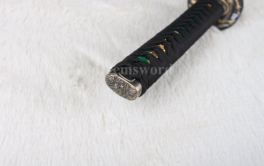 handmade Japanese katana samurai sword damascus folded steel full tang battle ready sharp.