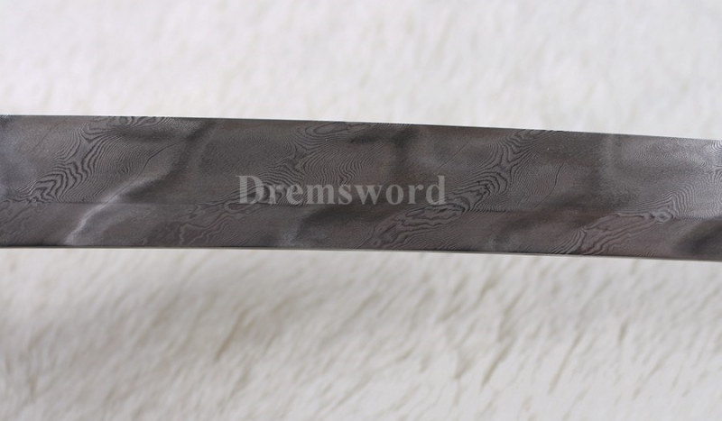 Fully handmade laminated damascus folded steel  japanese samurai sword katana full tang sharp blade.