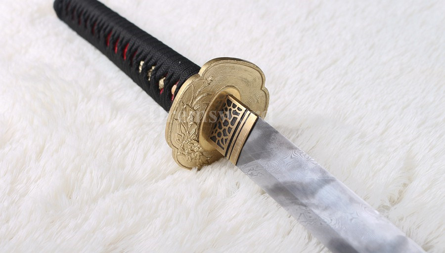 Fully handmade laminated damascus folded steel  japanese samurai sword katana full tang sharp blade.