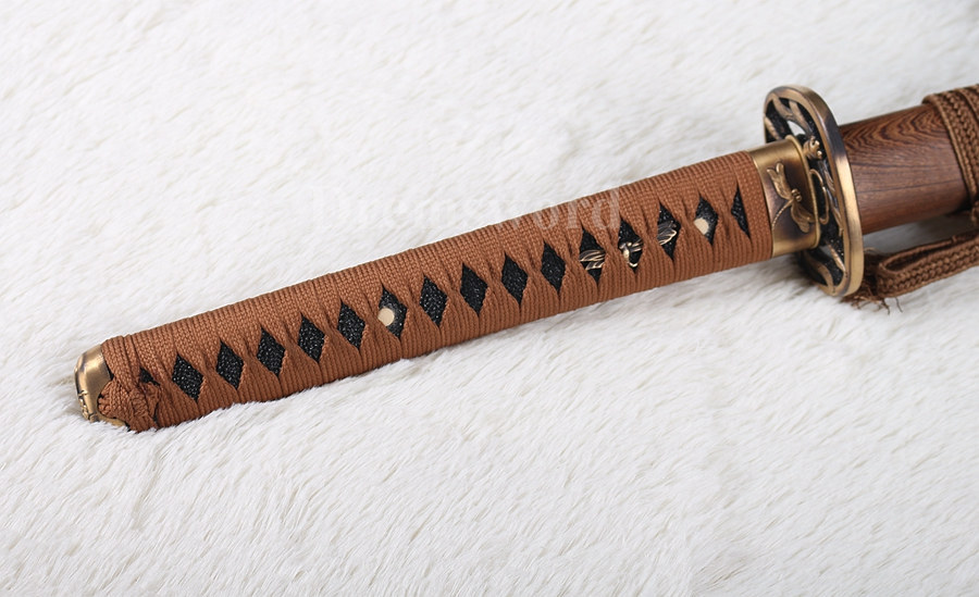 Battle ready handmade Japanese katana samurai sword damascus folded steel full tang rosewood saya.