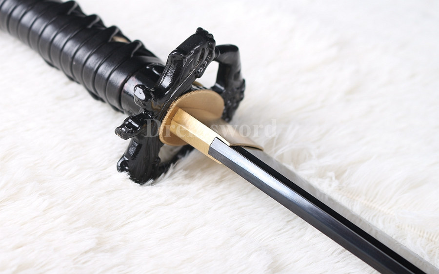 Handmade black damascus folded steel japanese samurai katana sword full tang sharp.