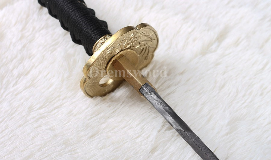Fully handmade laminated damascus folded steel  japanese samurai sword katana full tang sharp blade.