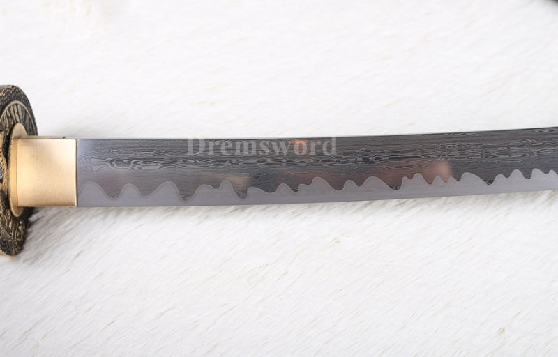 Damascus folded steel japanese samurai sword katana abrasive hamon full tang razor sharp.