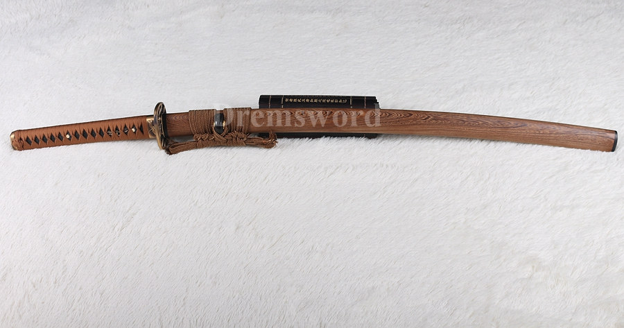 Battle ready handmade Japanese katana samurai sword damascus folded steel full tang rosewood saya.