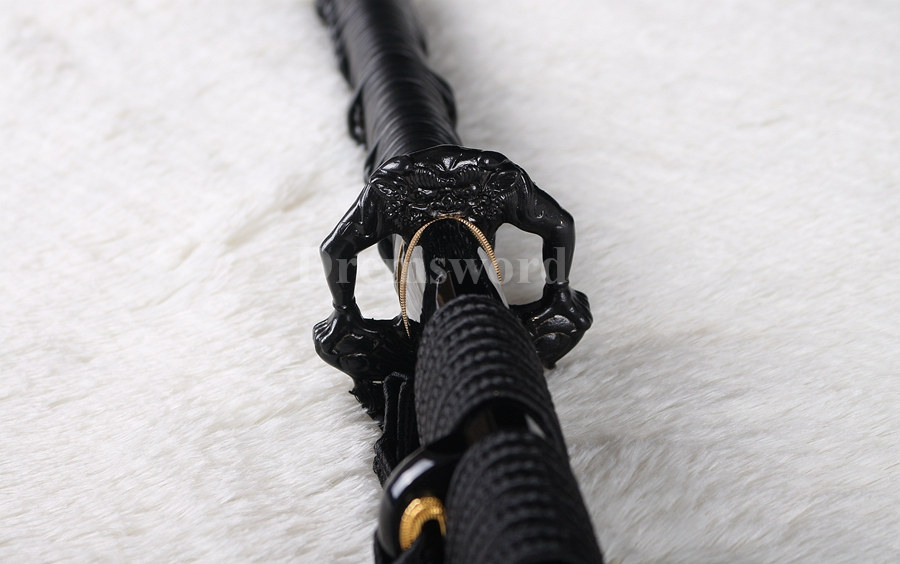 Handmade black damascus folded steel japanese samurai katana sword full tang sharp.