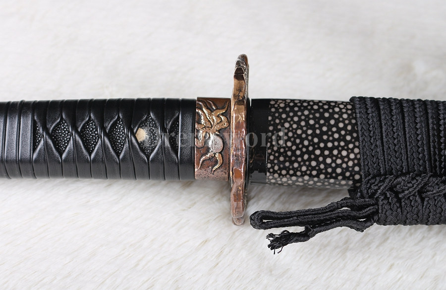 Full tang hand forged damascus folded steel japanese samurai sword katana handmade bohi.