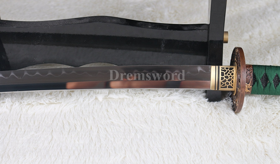 Fully hand forged Clay Tempered  Differential hardened T10 steel Japanese samurai Sword Katana full tang Sharp.