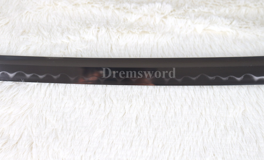 Fully hand forged Clay Tempered  Differential hardened T10 steel Japanese samurai Sword Katana full tang Sharp.