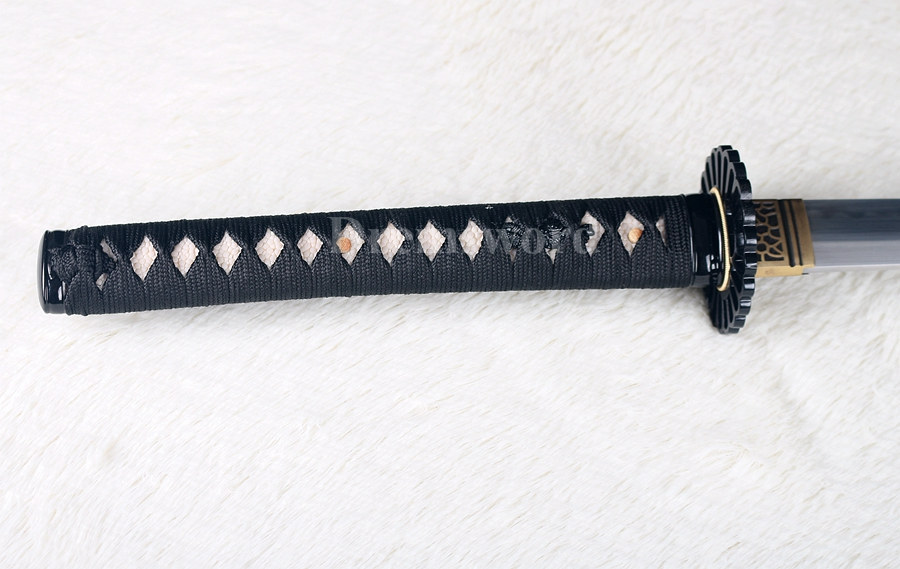 Hand forged clay tempered Battle Ready T10 steel japanese Katana sword full tang razor sharp.