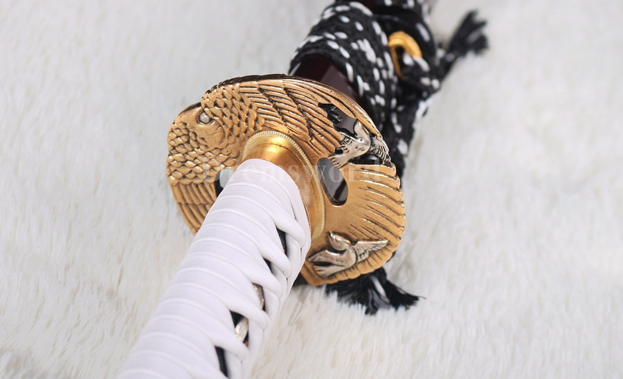 Hand forged Clay tempered T10 steel japanese samurai katana sword full tang sharp battle ready eagle Theme tsuba set.
