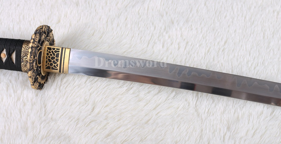 Hand forged Clay tempered T10 steel real hamon japanese samurai katana sword full tang sharp traditional hand abrasive.