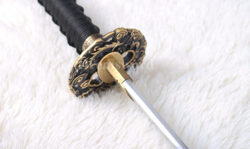 Hand forged Clay tempered T10 steel real hamon japanese samurai katana sword full tang sharp traditional hand abrasive.