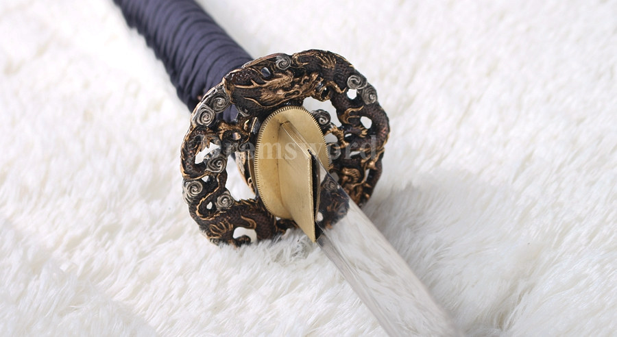 High quality katana Clay tempered T10 steel japanese samurai sword full tang sharp battle ready Genuine Ray skin+ox horn saya.