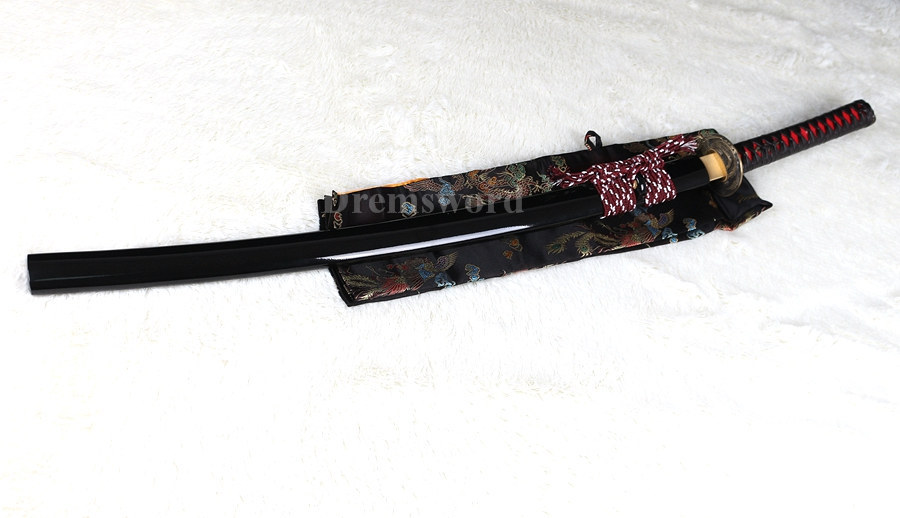 100% Hand forged Clay tempered T10 Folded Steel Japanese Samurai Katana Sword full tang battle ready sharp.