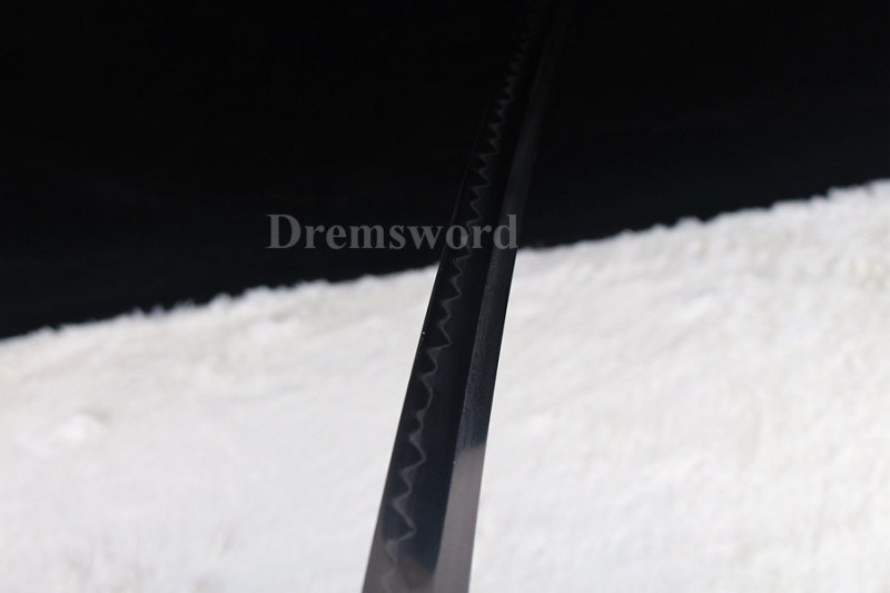 Hand forged Clay tempered Folded Steel Japanese Samurai Katana Sword full tang sharp blossom engarved blade.